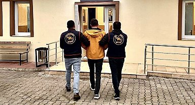 15 yıl hapis cezasıyla aranan şahıs jandarmaya yakalandı