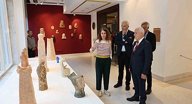 'Gözlerimin Önündesin' sanatseverleri ağırlıyor