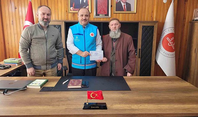 80 yaşındaki emekli imam ve öğretmen oğlundan Gazze'ye anlamlı destek