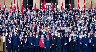 81 ilin ilden gelen öğretmenler Ata'nın huzurunda