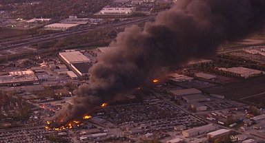 ABD'deki kargo uçağı kazasının bilançosu netleşmeye başladı: En az 3 ölü, 11 yaralı