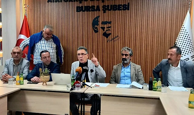 ADD Bursa: Cumhuriyeti ve devrimi her gün anıyoruz, koruyacağız