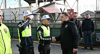 Ağrı Emniyet Müdürü Önder, trafik denetimlerini inceledi