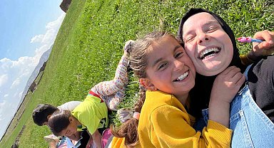 Ağrı'da Çalıkuşu ruhunu yaşatan genç öğretmen köy okulunu baştan aşağı yeniledi