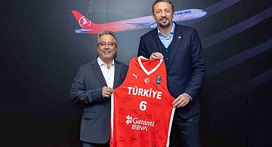 Ahmet Bolat: "A Milli Basketbol Takımımıza şampiyonluklarla dolu bir yolculuk diliyorum"