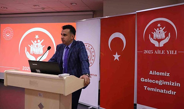 Aile eğitiminde onurlandırma yaklaşımı ele alındı