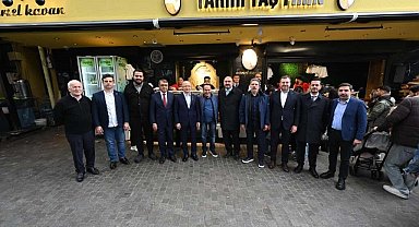 AK Parti Bursa İl Başkanı Davut Gürkan çarşı esnafıyla bir araya geldi