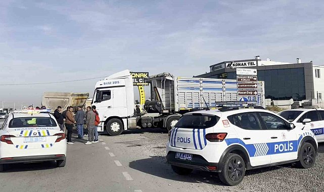 Aksaray'da iki tır çarpıştı: 1 yaralı