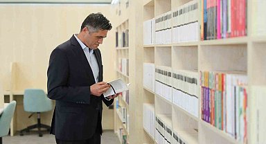 Aliağa Kent Kitaplığı yeni eserlerle büyümeye devam ediyor