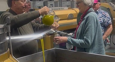 Alman çiftçiler Ayvalık zeytinyağına hayran kaldı