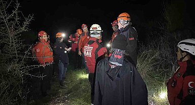 Alzheimer hastası yaşlı adamı arama çalışmaları gece de devam ediyor
