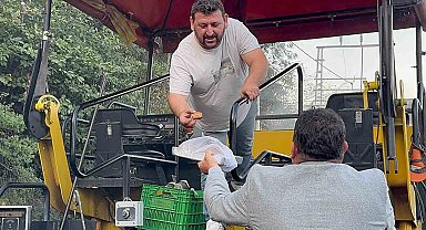 Amasra'da yol çalışmasına baklavalı teşekkür
