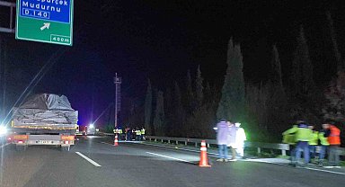 Anadolu Otoyolu'nda feci kaza: Otomobilin çarptığı yaya hayatını kaybetti