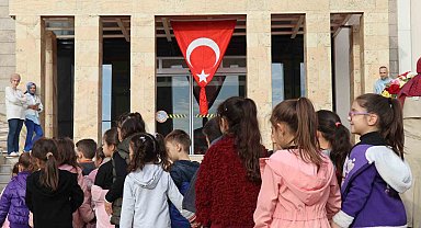 Anıtkabir ruhunu Denizli'de yaşayan öğrenciler Ata'sının huzuruna çıktı