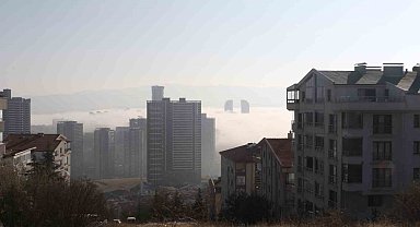 Ankara'da sis etkili oldu