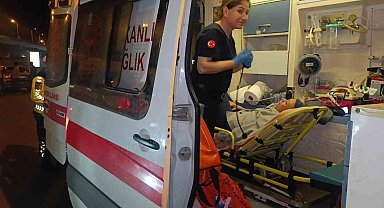 Antalya'da iki otomobil çarpıştı: 1 yaralı