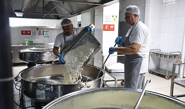 Antaya Alanya Aşevi'nden günde 2 öğün sıcak yemek