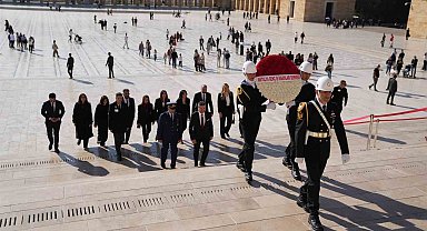 ANTGİAD'dan Anıtkabir ziyareti