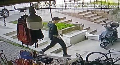 Apartmana eli boş girdi, dışarıya altında akrobasi bisikleti ve çantayla çıktı