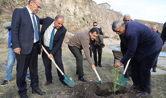 Ardahan'da ağaç dikme etkinliği düzenlendi