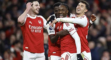 Arsenal derbide Tottenham'ı 4-1 ile geçti
