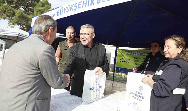 Ata tohumu fideleri Köşk'te vatandaşlara dağıtıldı