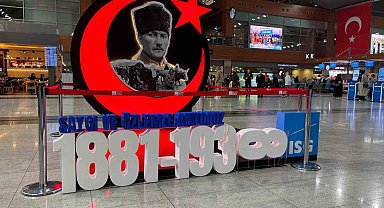 Atatürk 10 Kasım'da İstanbul Sabiha Gökçen'de anıldı