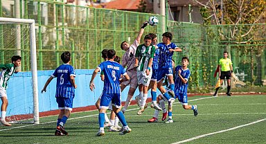 Aydın Büyükşehir Belediyespor'un gençleri galip