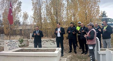 Aydıntepe'de şehitler kabirleri başında dualarla anıldı