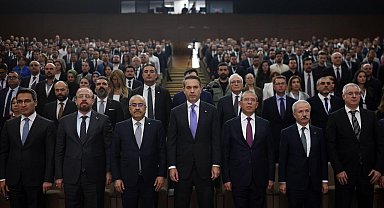 Bakan Bayraktar: "Enerjide bağımsız bir Türkiye hedefinde en önemli görev enerji uzmanlarına düşüyor"