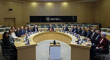 Bakan Bayraktar: "Nükleer santrallerle ilgili dünyanın önde gelen şirketleri ile görüşmelerimizi sürdürüyoruz"