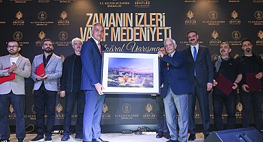 Bakan Ersoy: "Ayasofya'da gerçekleştirilen en kapsamlı restorasyon sürecini başlattık"