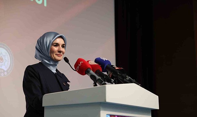 Bakan Göktaş: "Göçü; insanın, ailenin ve toplumun ruhunu etkileyen önemli bir süreç olarak görüyoruz"
