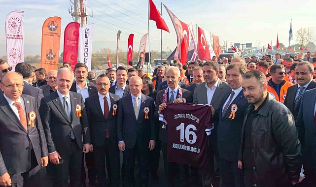 Bakan Uraloğlu: "Öümüzdeki yıl Bursa'mıza yüksek hızlı trenle seyahat edeceğiz"