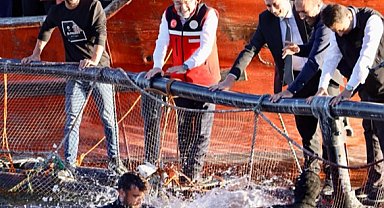 Bakan Yumaklı: Su ürünlerinde hedef 3 milyar dolar ihracat