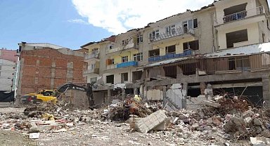 Balanlı Apartmanı davasında karar: 8 sanığa hapis cezası