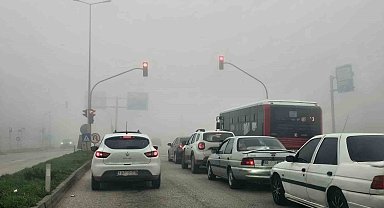Bandırma'da sabah saatlerinde yoğun sis etkili oldu