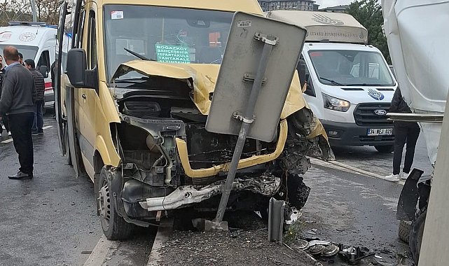 Başakşehir'de zincirleme kaza: 12 yaralı