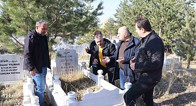 Basın şehidi Sebahattin Yılmaz mezarı başında anıldı