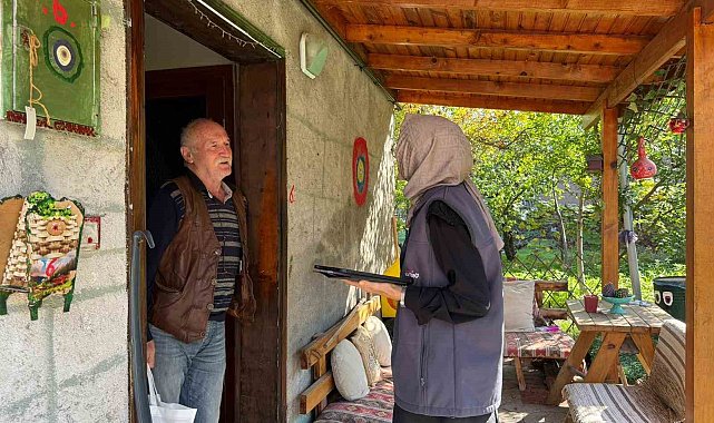 Başiskele'de "Gönül Bağı" ekipleri hane ziyaretlerini sürdürüyor