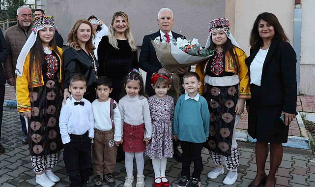 Başkan Bozbey' mezun olduğu okuldaki öğretmenlerle buluştu