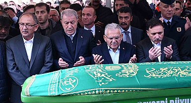Başkan Büyükkılıçın ağabeyi Ramazan Büyükkılıç toprağa verildi