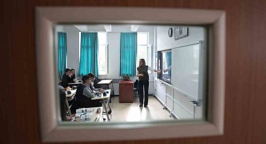 Başkan Çolakbayrakdar'dan Kocasinan'daki tüm öğretmenlere anlamlı hediye