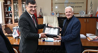 Başkan Eyüp Kahveci: "Kütahya'daki tüm kurum ve kuruluşlarımızla omuz omuza çalışacağız"