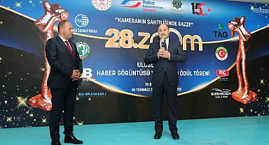 Başkan Gülpınar'a yılın en şeffaf belediye başkanı ödülü