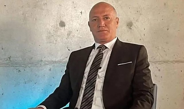 Başkan Kumral; "Hayatımızı dokunan, tüm öğretmenlerimize minnettarız"