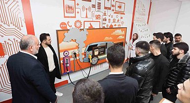 Başkan Sandıkçı: "Geleceğin teknoloji yıldızlarını Canik'te yetiştiriyoruz"