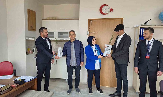 Başkan Yazıcıoğlu: "Her öğretmen, yarınlarımızı büyüten bir fidan yetiştiricisidir"
