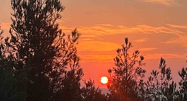 Batman'da kartpostallık gün batımı manzarası