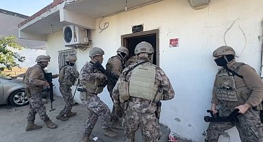 Batman'da silah kaçakçılarına büyük darbe: 2023-2025 yıllarını kapsayan dönemde 2 binden fazla silah ele geçirildi